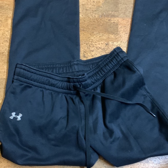 Under Armour Black Semi-Fitted Sweatpants  RN 96510 CA 41095 - Picture 2 of 4